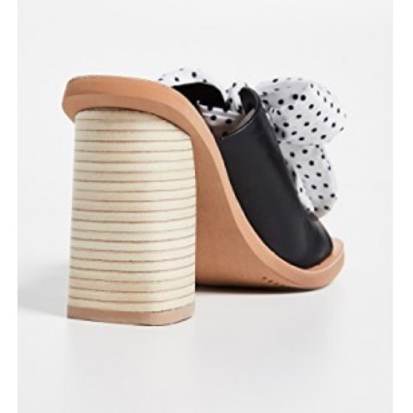 Dolce Vita Black Polka Dot Amber Sandal, Size 7.5 - Picture 3 of 8